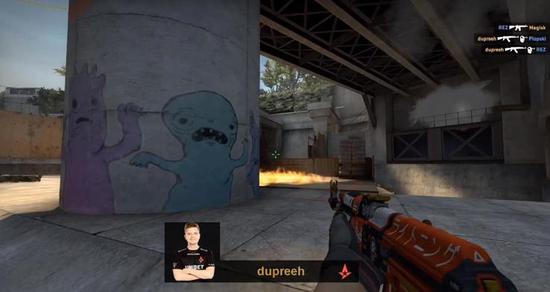 风暴英雄十周年回顾与玩法探索